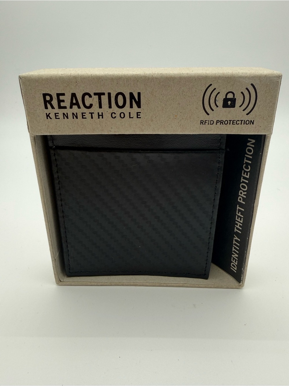 Kenneth Cole Reaction Black Carbon-Texture RFID Wallet